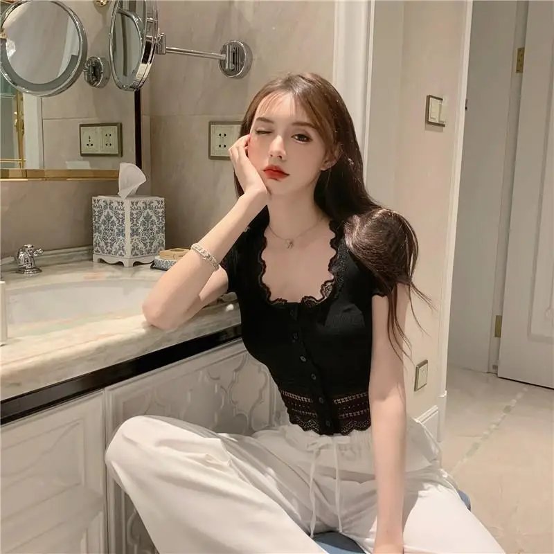 Black Lace Short Sleeve Slim Fit Crop Top Black Lace Short Sleeve Slim Fit Crop Top