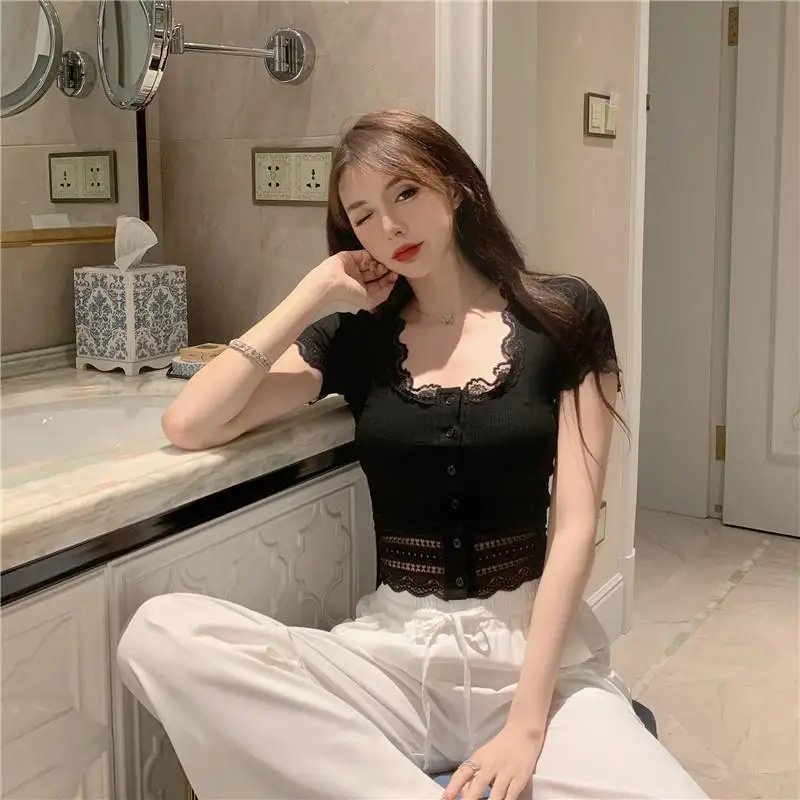 Black Lace Short Sleeve Slim Fit Crop Top Black Lace Short Sleeve Slim Fit Crop Top