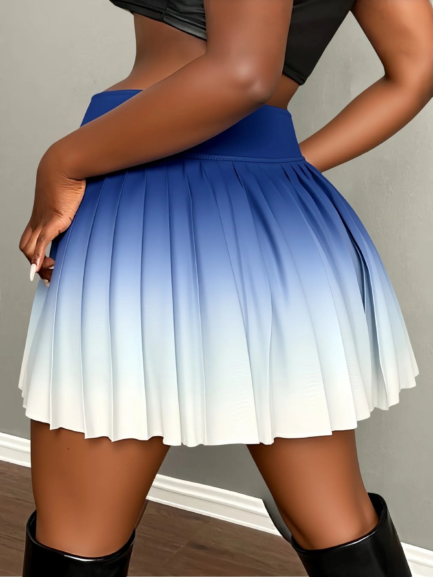 ROYAL BLUE