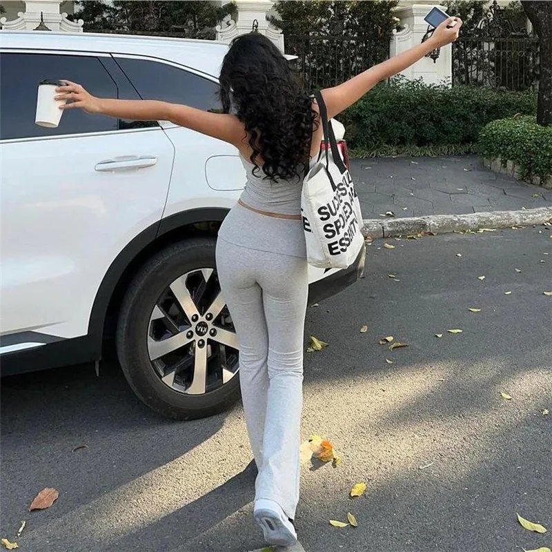 Women Halter Neck Crop Top Flare Pants Set Women Halter Neck Crop Top Flare Pants Set