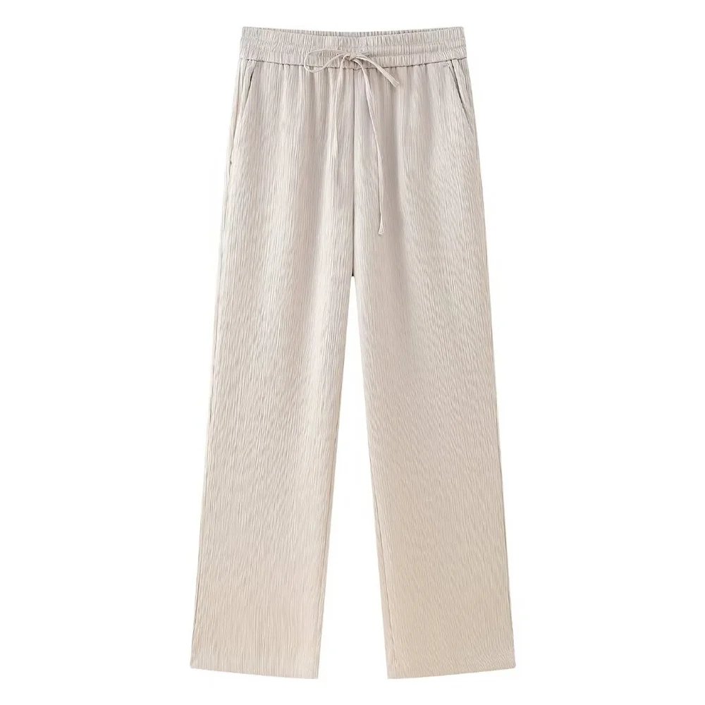 WHITE PANTS