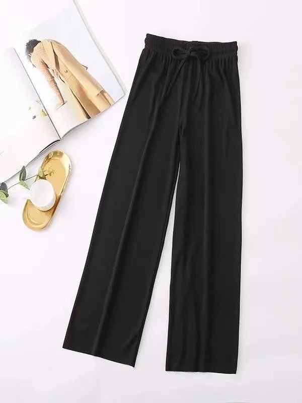 Black-9-point pants