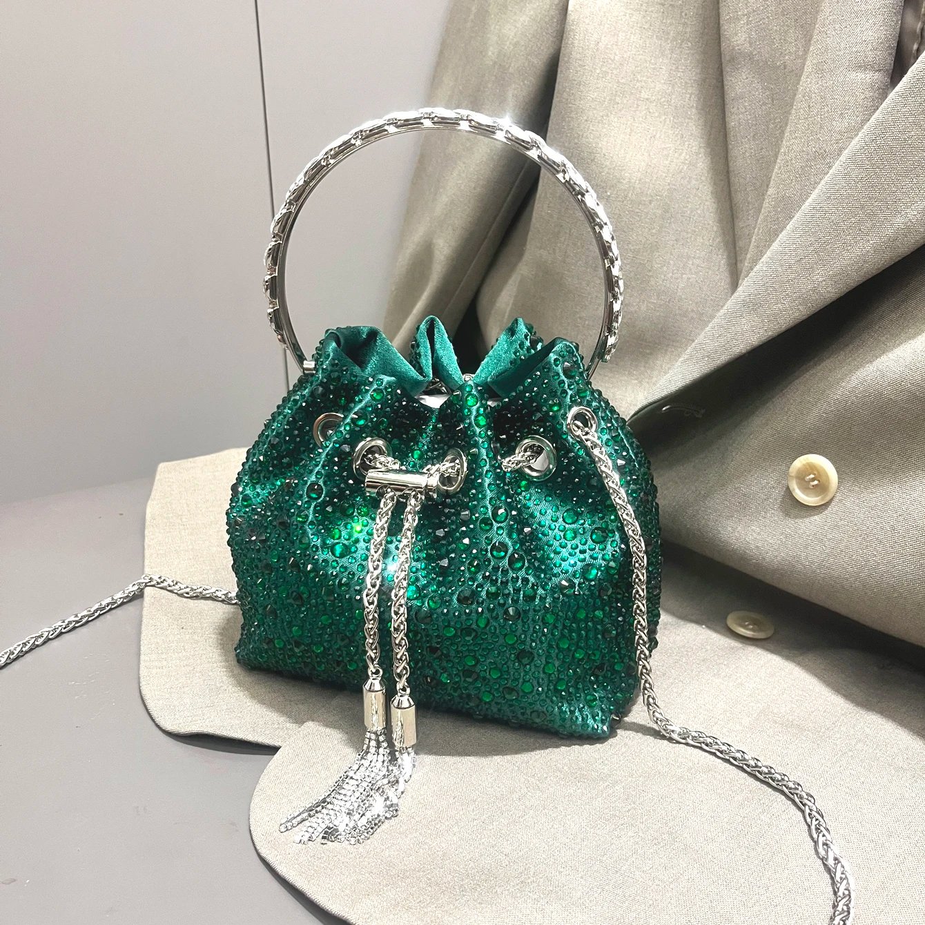 Dark green B