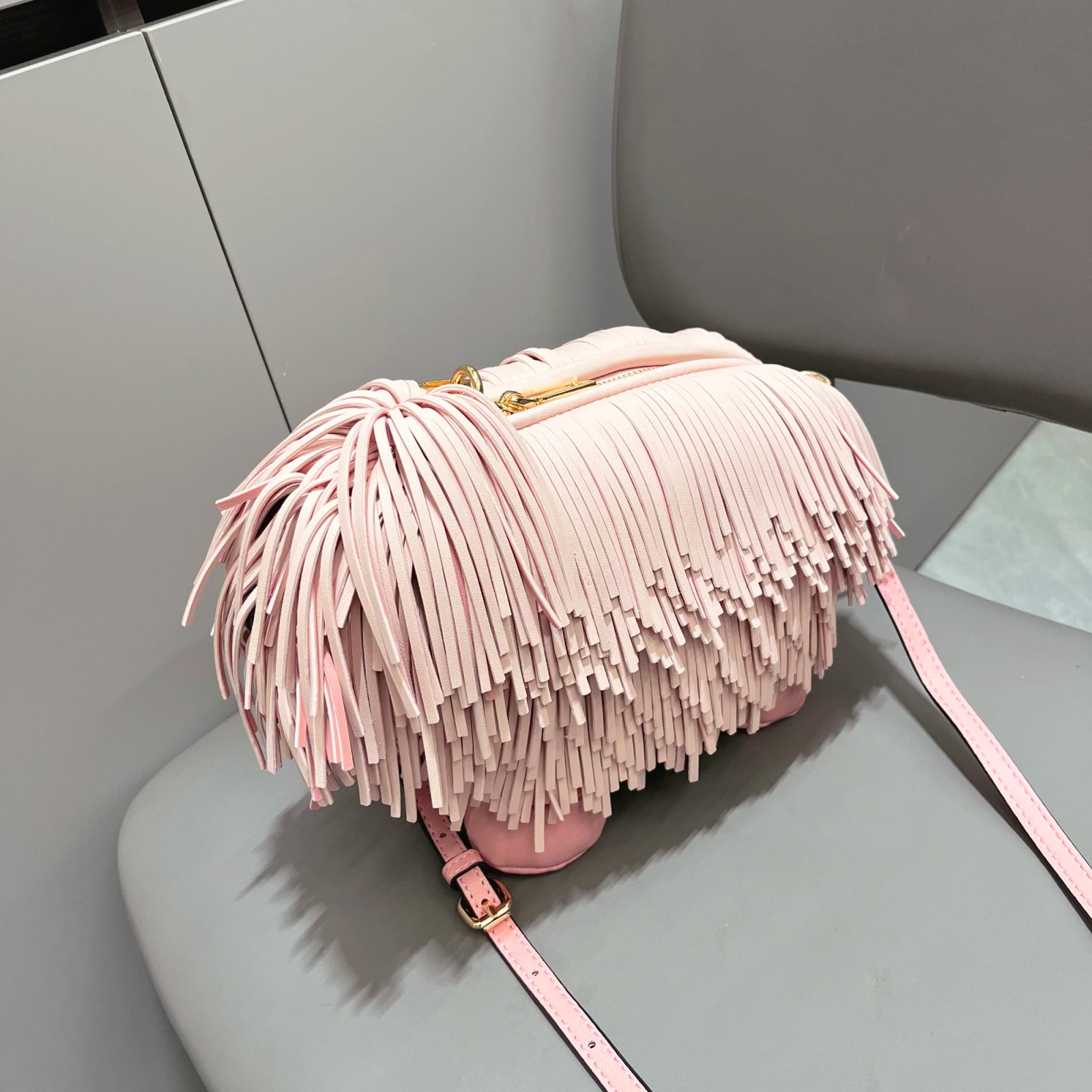 Luxury Dog Shape Designer Bag for Women