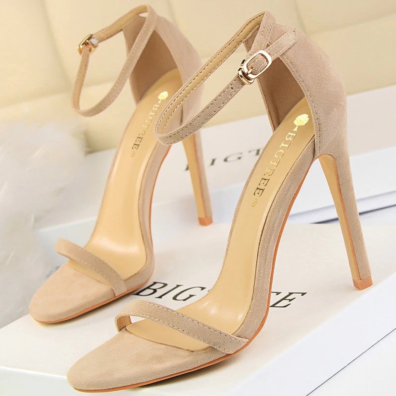 126-9-apricot11cm