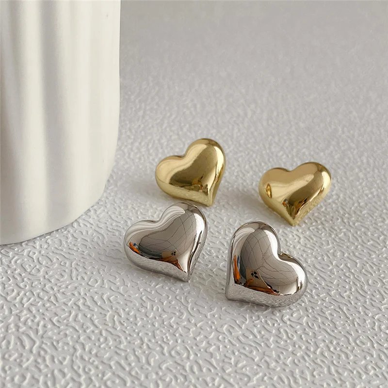 Glossy Heart Earrings for Women – Minimalist Chic Jewelry